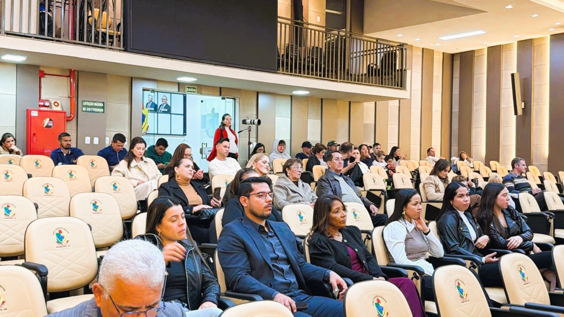 Sess&atilde;o Solene homenageia os profissionais da Sa&uacute;de de Rio Brilhante