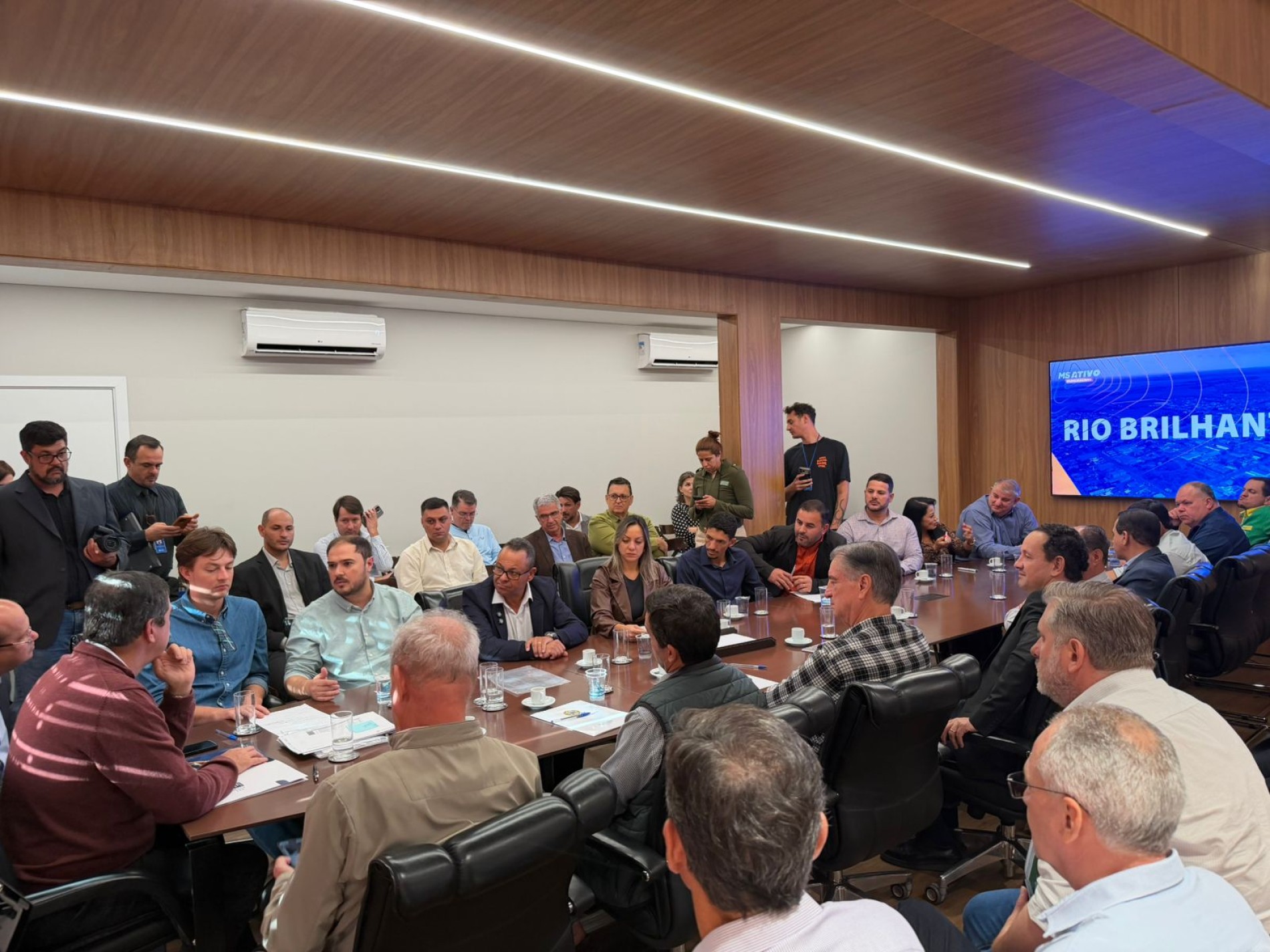 Vereadores de Rio Brilhante apresentam demandas ao Governador do Estado  